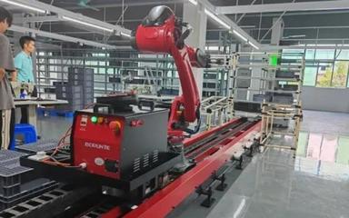 全國首個！花都區新型工業化數字服務中心投入運行，智能機器人銷售成亮點